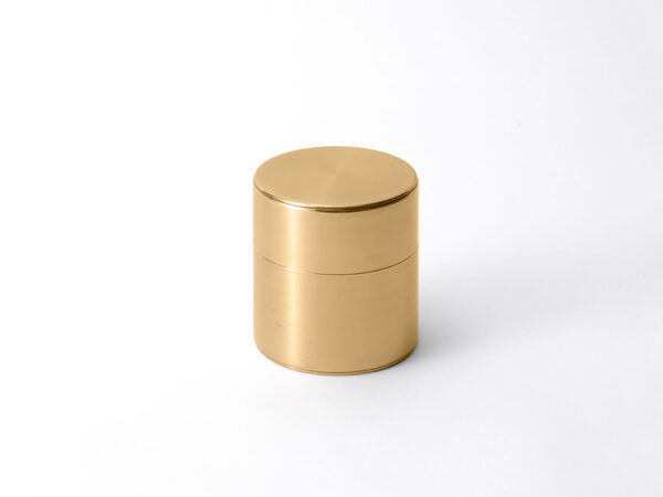 Kaikado Brass 120g Caddy