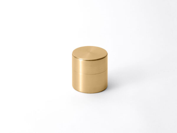 Kaikado Brass  40g Caddy